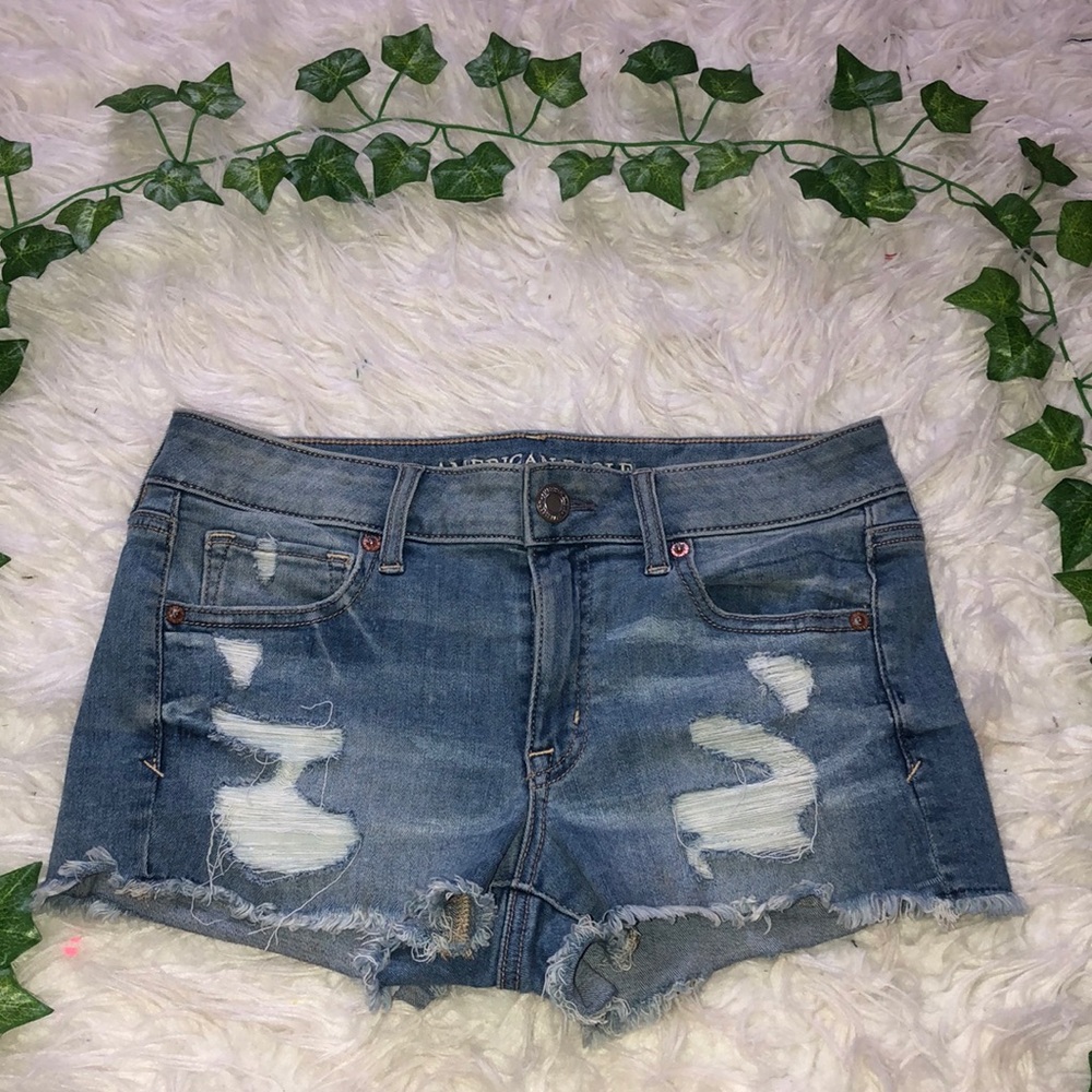 American eagle size four jean shorts!!